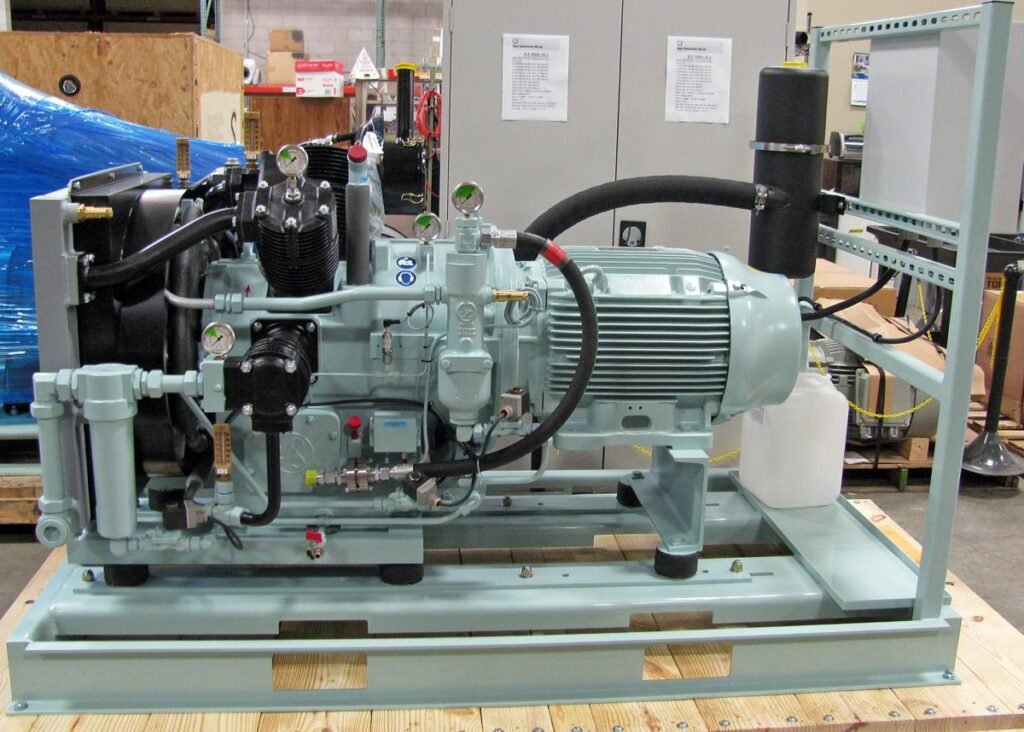 Three-stage-reciprocating-piston-high-pressure-air-compressor-for-PET